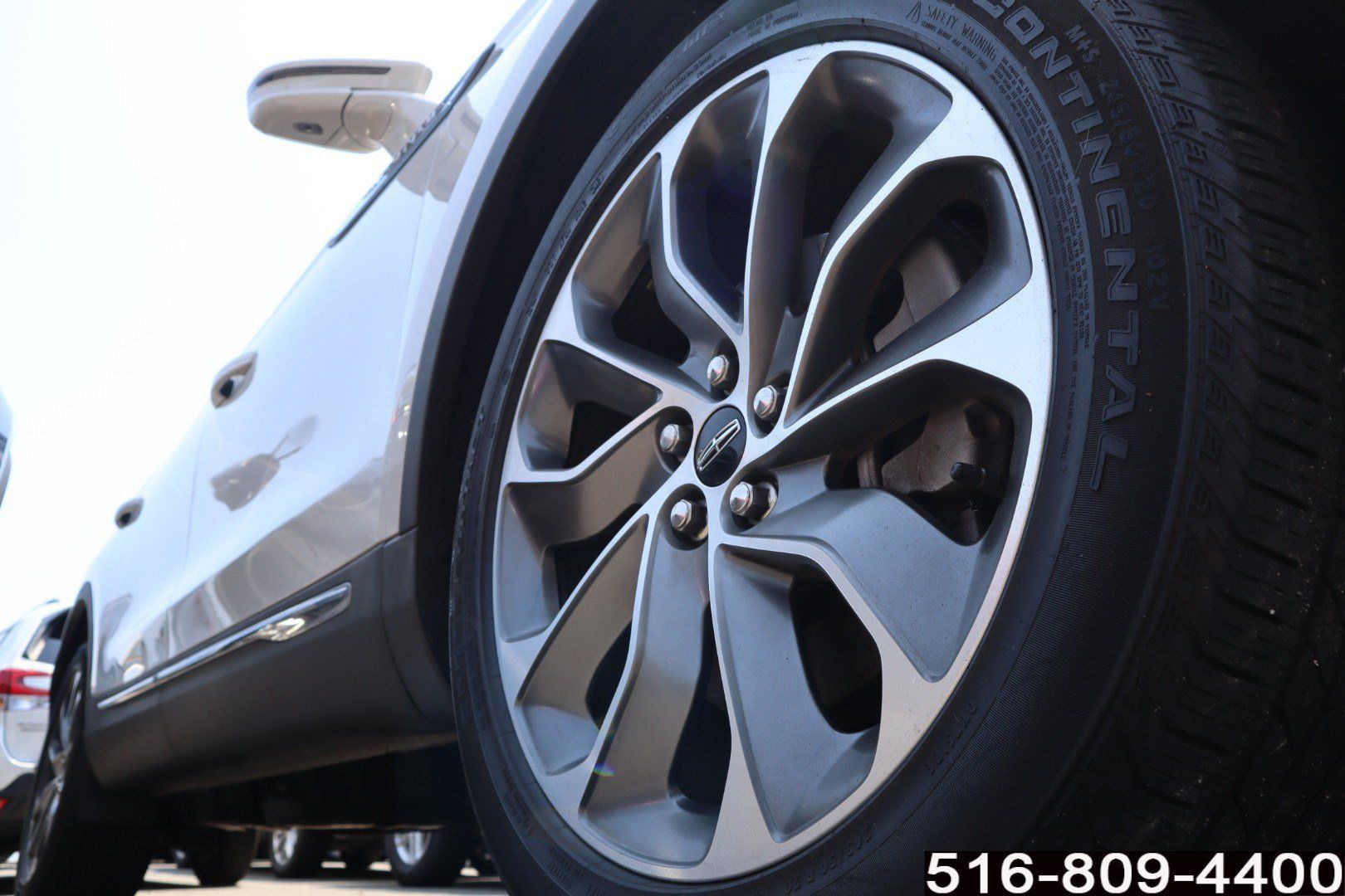 Used 2022 Lincoln Nautilus Reserve AWD/4WD image 9