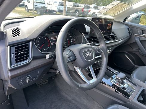 Used 2023 Audi Q5 2.0T Premium w/ Convenience Package image 23