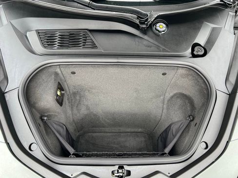 Used 2024 Chevrolet Corvette Stingray Preferred Cpe w/ Battery Protection Package image 27