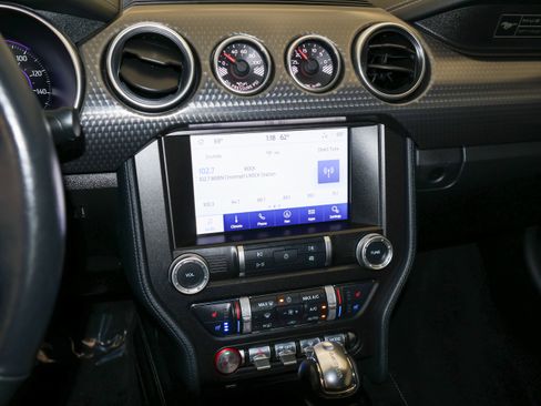 Used 2020 Ford Mustang GT Premium w/ GT Performance Package RWD image 23