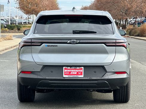 New 2026 Chevrolet Equinox EV LT image 5