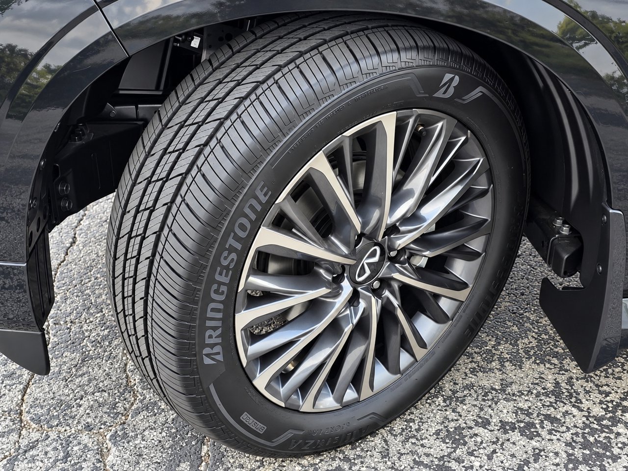 New 2027 INFINITI QX80 Autograph w/ Premium Cargo Package AWD/4WD image 13
