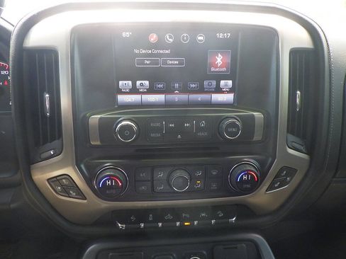 Used 2016 GMC Sierra 1500 Denali w/ Enhanced Driver Alert Package AWD/4WD image 23