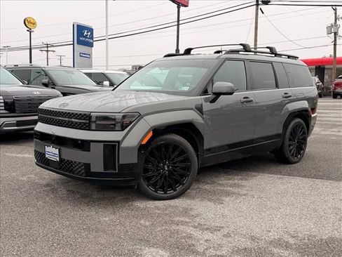 Used 2024 Hyundai Santa Fe Calligraphy image 2