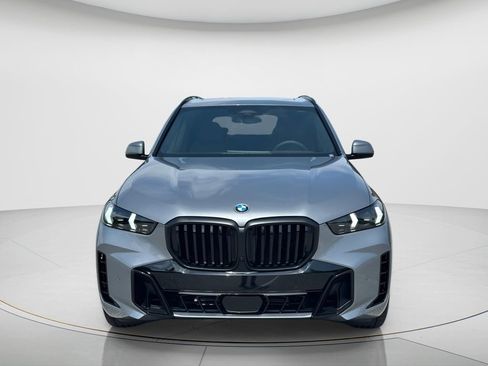 New 2026 BMW X5 xDrive40i w/ M Sport Package AWD/4WD image 2