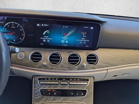 Used 2021 Mercedes-Benz E 350 Sedan image 14