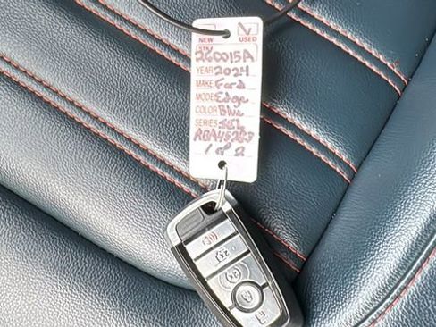 Certified 2024 Ford Edge SEL w/ Sport Appearance Package image 29