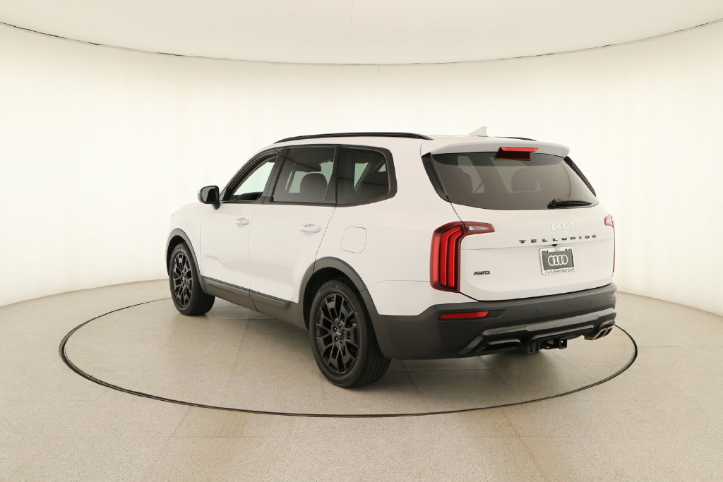 Used 2022 Kia Telluride EX w/ EX Premium Package AWD/4WD image 4
