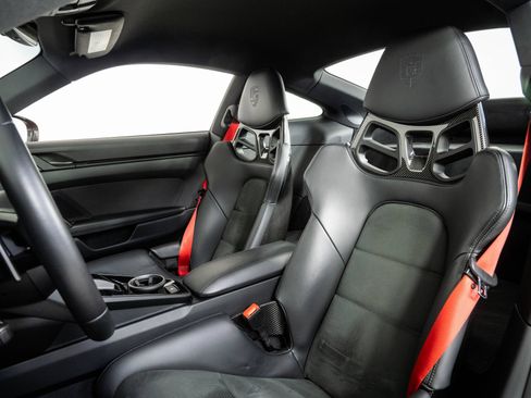 Certified 2024 Porsche 911 Carrera T RWD image 5