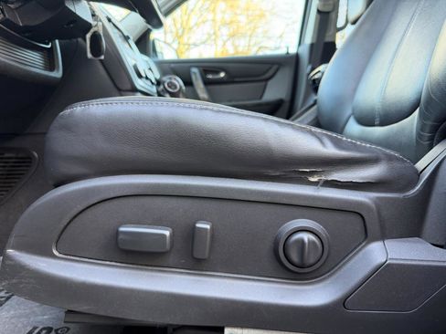 Used 2016 GMC Acadia SLT w/ Premium Edition image 21