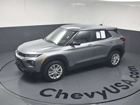 Used 2023 Chevrolet TrailBlazer LS FWD image 29