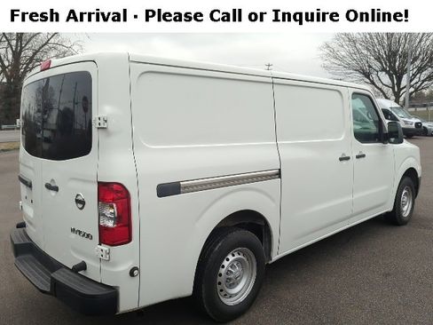 Used 2018 Nissan NV 1500 S w/ Rear Door Glass Package image 4