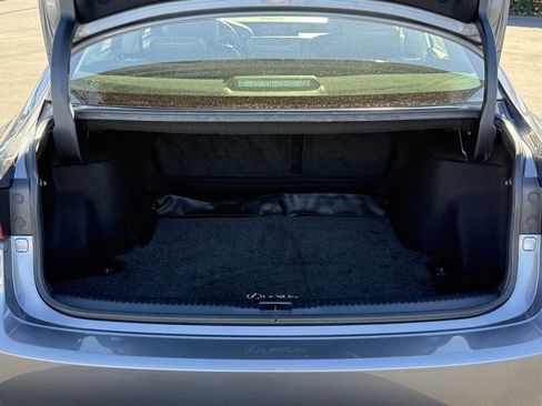 Used 2016 Lexus IS 200t image 14