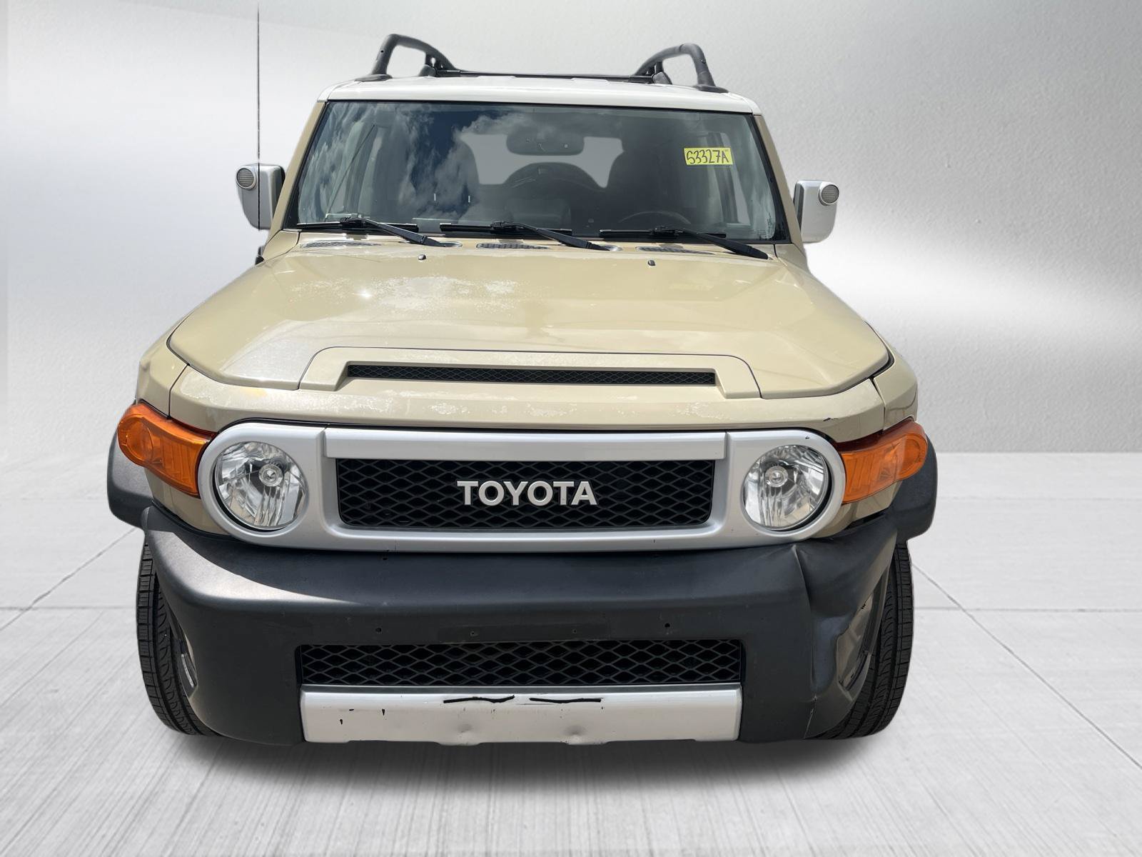 Used 2013 Toyota FJ Cruiser 4WD w/ Upgrade Pkg image 2
