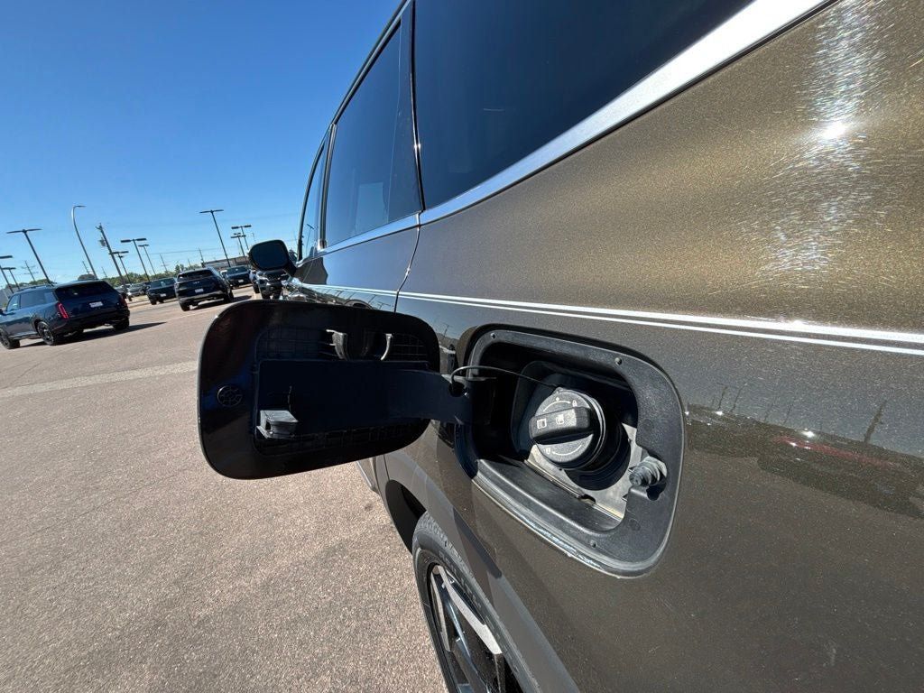 Used 2024 Kia Telluride EX w/ EX Captain's Chair Package AWD/4WD image 42