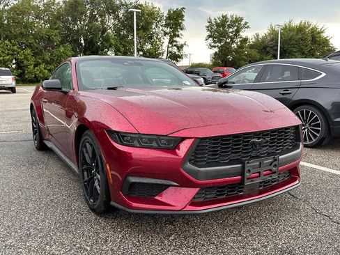 Used 2025 Ford Mustang Premium RWD image 3