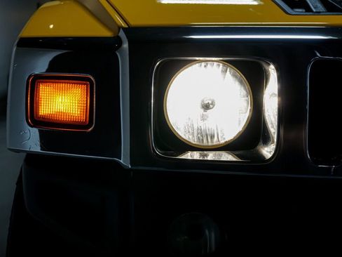 Used 2005 HUMMER H2 *Hummer H2 SUV* *Only 46k Mile w/ Preferred Equipment Group image 65