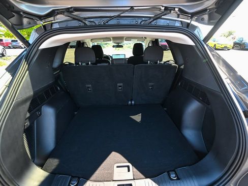 Used 2023 Ford Escape Active w/ Tech Pack #2 AWD/4WD image 16