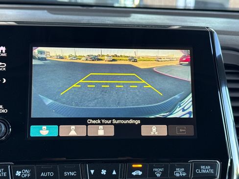 Used 2021 Honda Odyssey Touring image 20