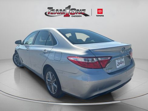 Used 2016 Toyota Camry SE FWD image 5