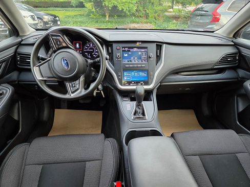 Used 2020 Subaru Outback AWD/4WD image 18