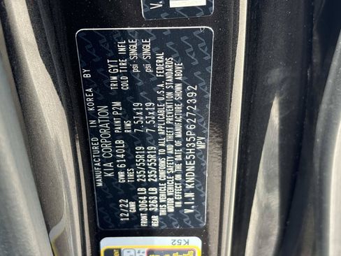 Used 2023 Kia Carnival SX FWD image 33
