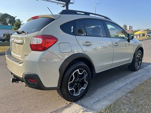 Used 2015 Subaru Crosstrek 2.0i Premium image 2
