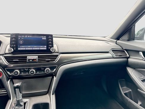 Used 2022 Honda Accord Sport image 22