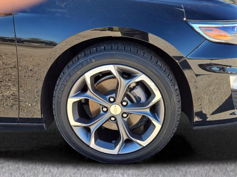 Used 2024 Chevrolet Malibu LT image 4