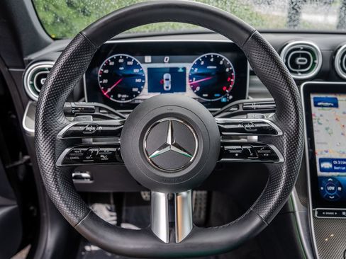 Used 2025 Mercedes-Benz CLE 300 4MATIC Coupe image 5