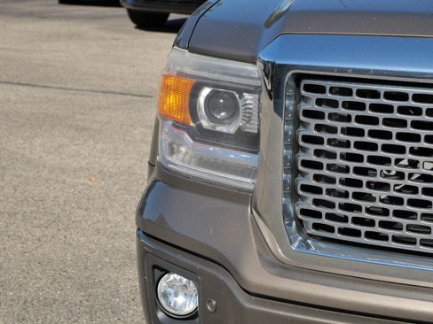 Used 2015 GMC Sierra 1500 Denali w/ Driver Alert Package image 3