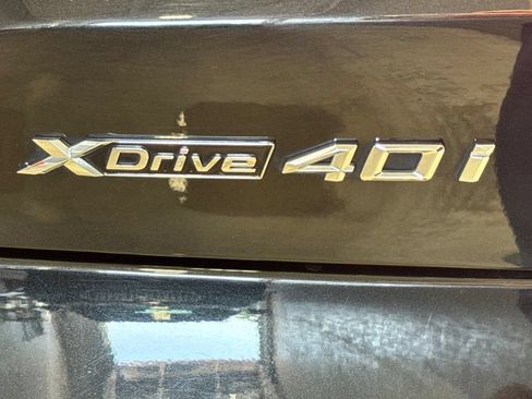 Used 2021 BMW X5 xDrive40i w/ M Sport Package AWD/4WD image 38