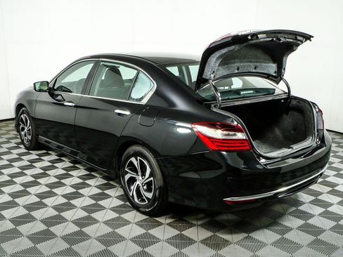 Used 2016 Honda Accord LX image 28