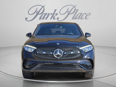 Used 2024 Mercedes-Benz GLC 300 4MATIC image 8