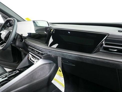 New 2025 Audi SQ5 Premium Plus image 25