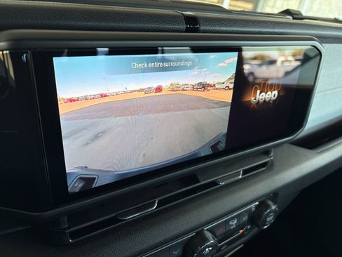 New 2026 Jeep Gladiator Sport image 17