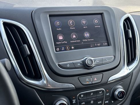 Used 2024 Chevrolet Equinox LT image 24