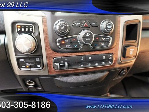 Used 2018 RAM 1500 Laramie w/ Convenience Group AWD/4WD image 26