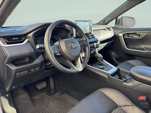 Used 2021 Toyota RAV4 XSE image 15