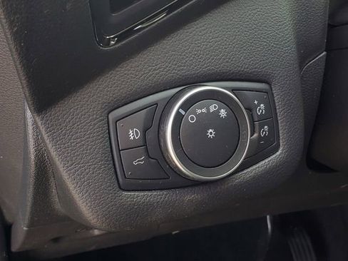 Used 2018 Ford Escape Titanium w/ Ford Safe & Smart Package image 13