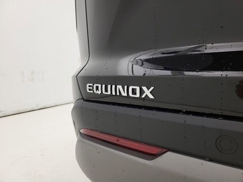 New 2026 Chevrolet Equinox LT w/ Convenience Package II image 24