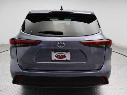 Certified 2024 Toyota Grand Highlander AWD image 10