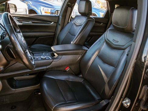 Used 2023 Cadillac XT5 Premium Luxury image 13