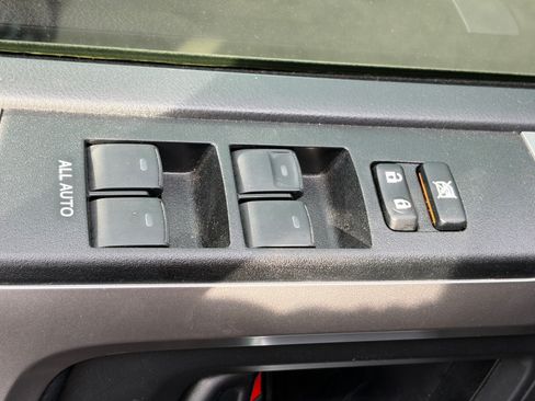Used 2022 Toyota 4Runner SR5 RWD image 7
