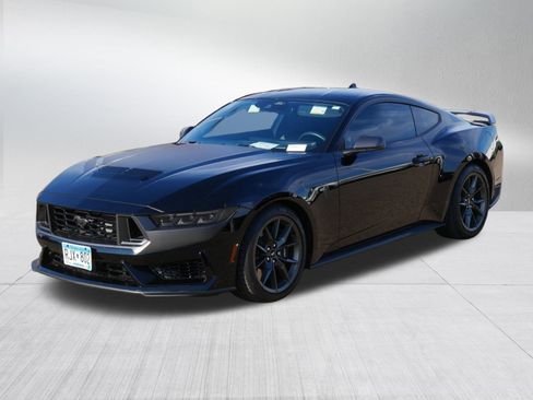 Used 2024 Ford Mustang Dark Horse image 3