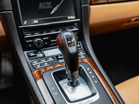 Used 2015 Porsche 911 Turbo AWD/4WD image 44