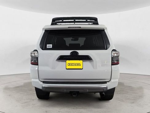 Used 2023 Toyota 4Runner TRD Off-Road Premium w/ Moonroof Package AWD/4WD image 4