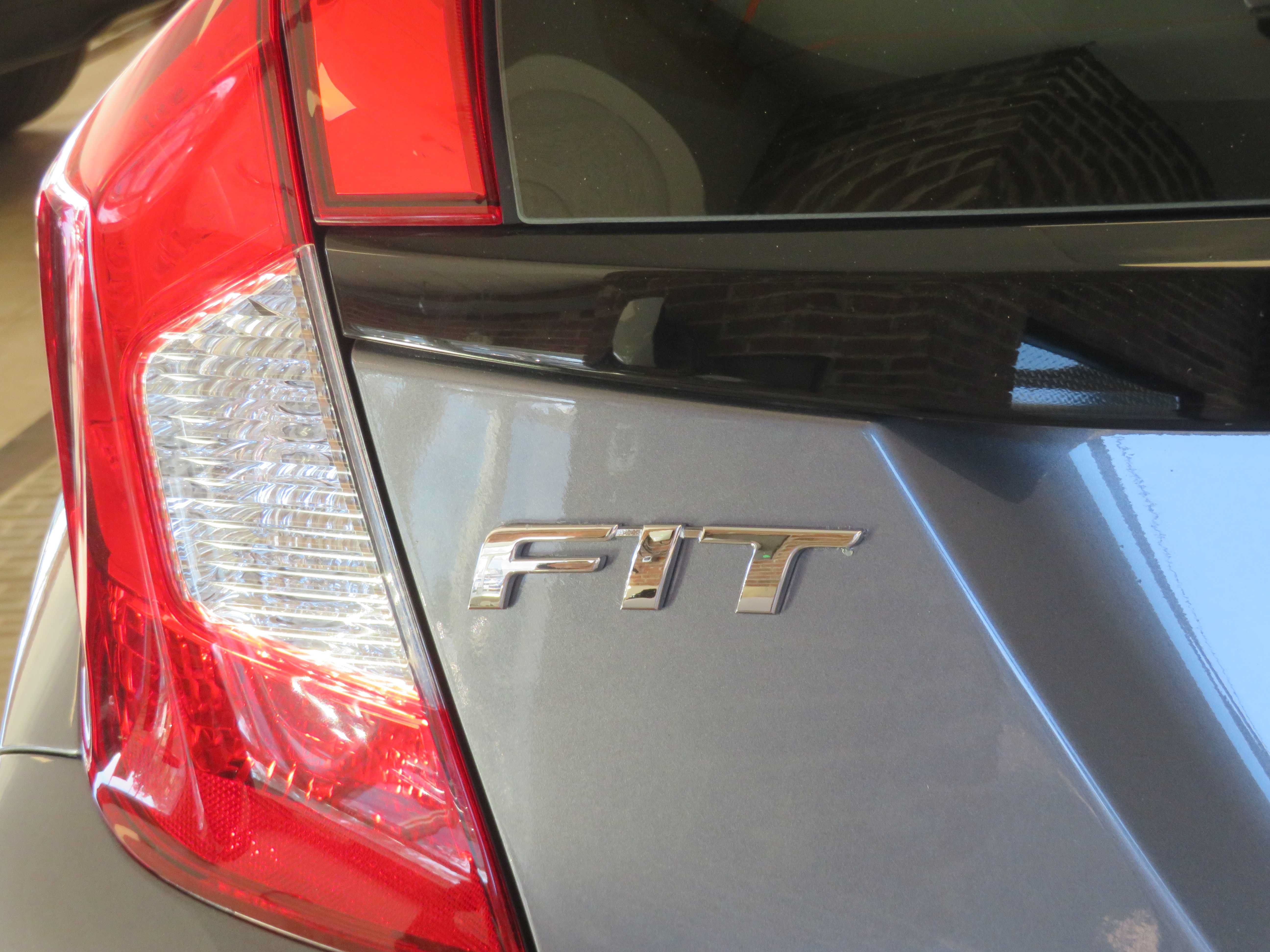 Used 2019 Honda Fit LX image 61