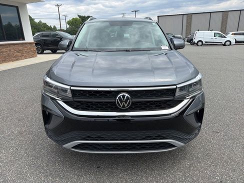 Used 2022 Volkswagen Taos SE AWD/4WD image 10