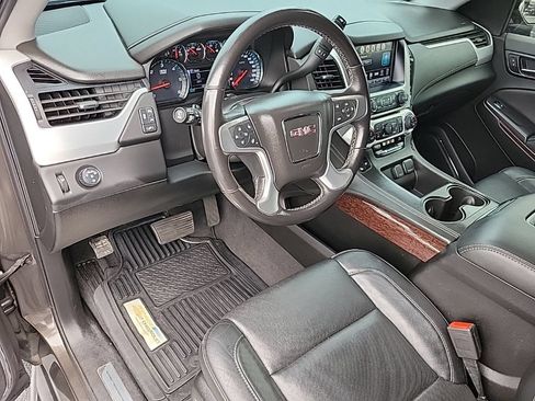 Used 2020 GMC Yukon SLT w/ Premium Edition RWD image 10
